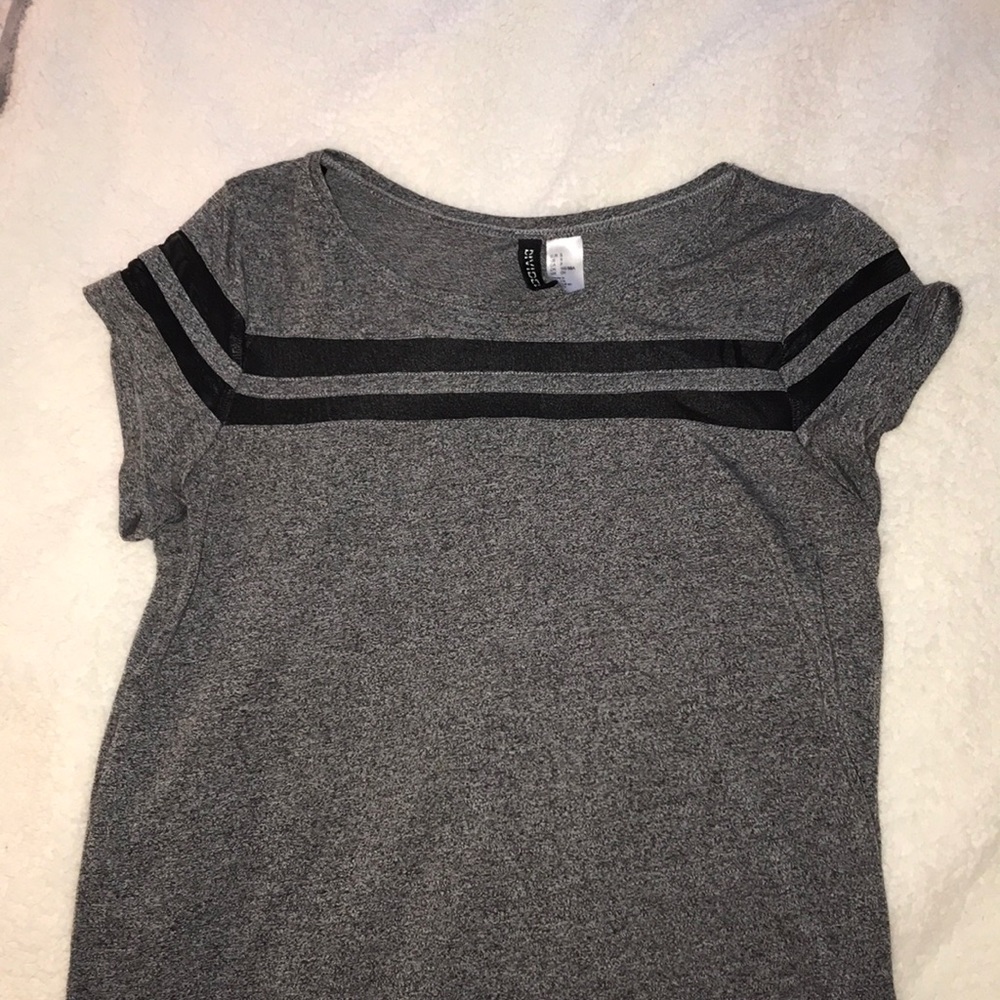 H&M short sleeve shirt